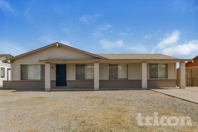 Building Photo - 7805 W Cora Ln