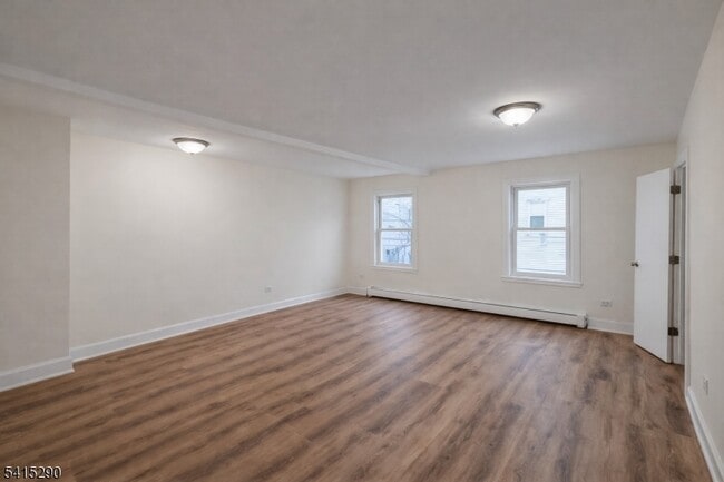 Building Photo - 64 N 13th St