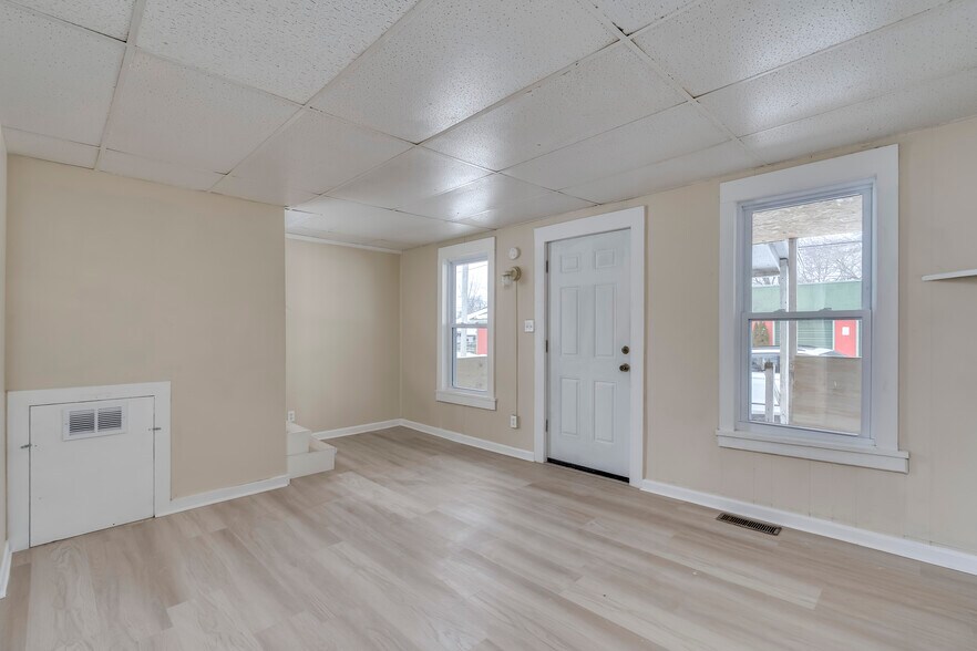 Building Photo - 514 Francis St