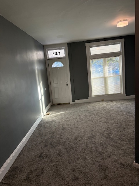 Building Photo - 2418 Baker St