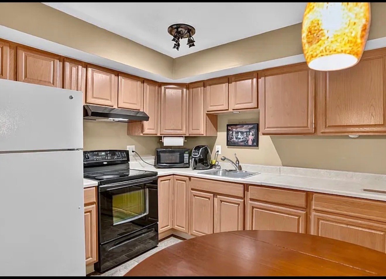 Building Photo - 903 Berwyck Ct
