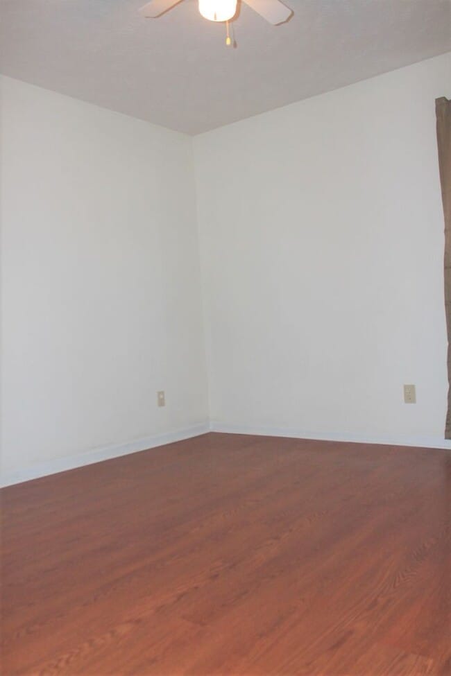 Building Photo - Newton Place