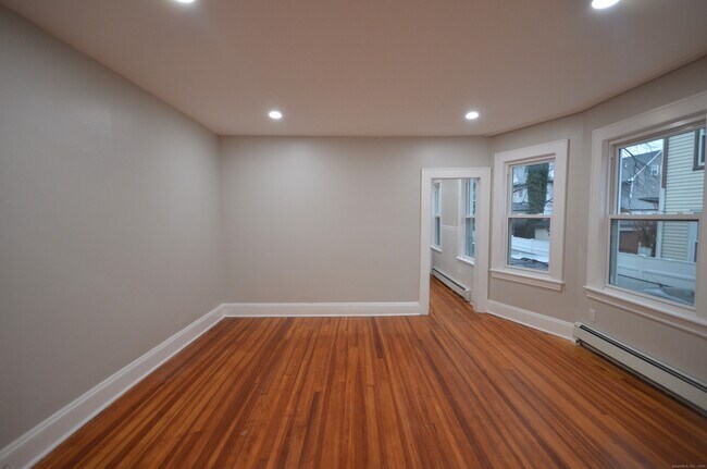 Building Photo - 68 Westfield Ave