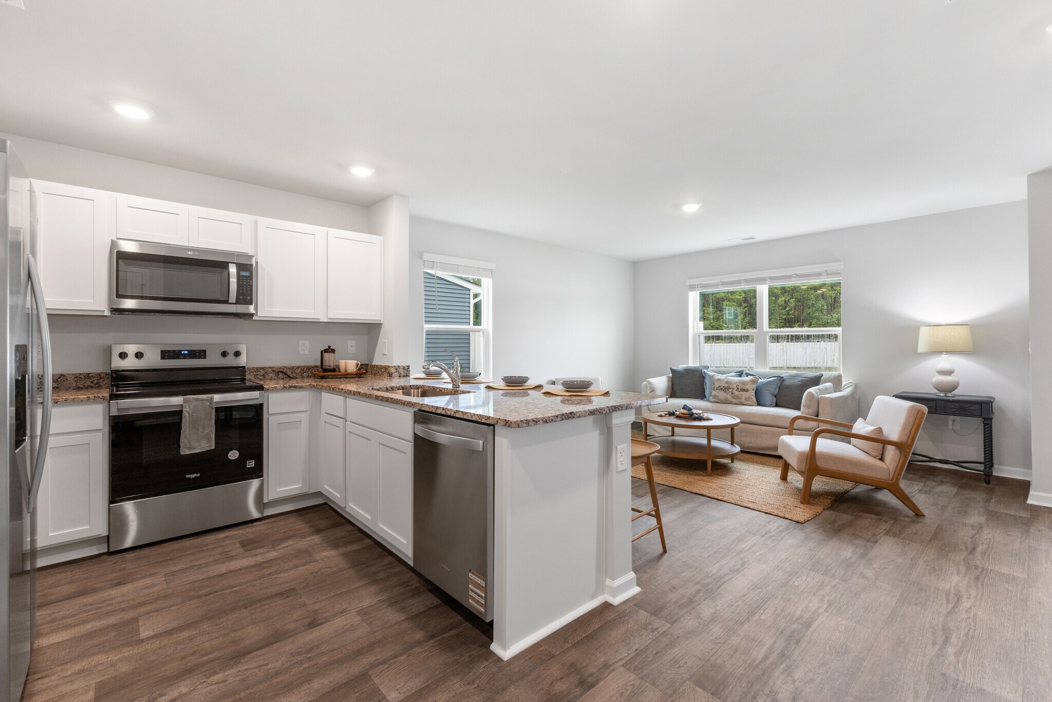 Bright open floor plan - 4162 High Glen Dr