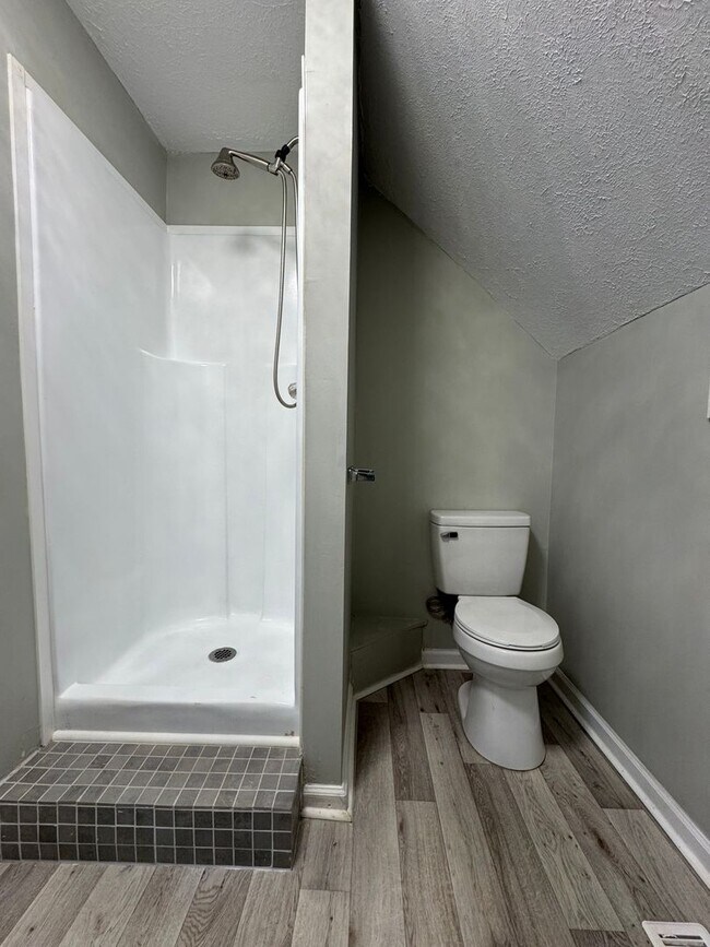 Building Photo - Single Family Home in Clarksville