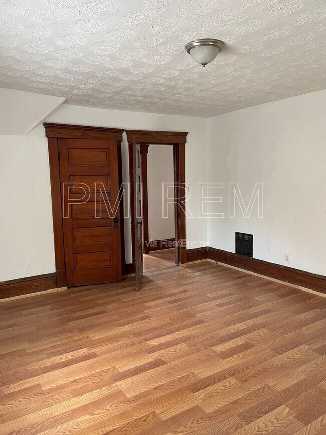 Building Photo - 2325 4th St NW