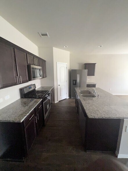 Building Photo - 23627 Blodgett Peak Trl