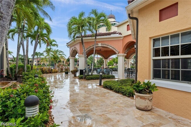 Building Photo - 8641 Piazza Del Lago Cir