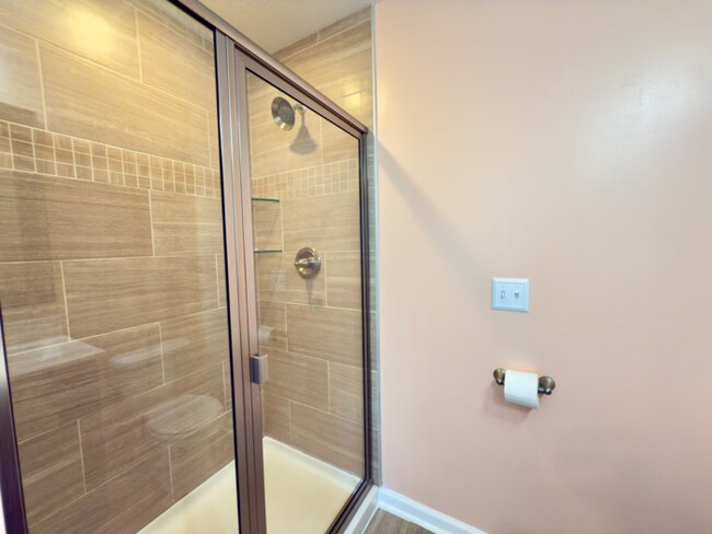 Building Photo - 1325 Millet Dr