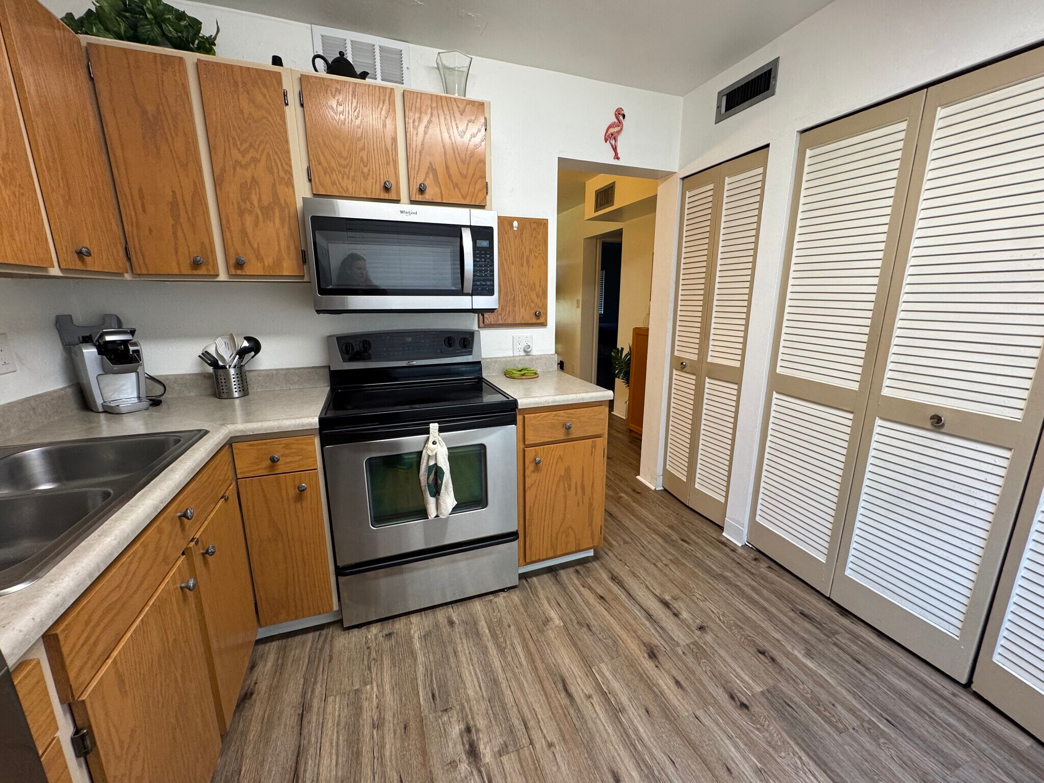 Kitchen - 6700 1st Ave S