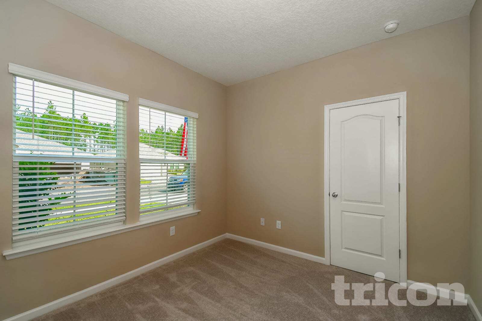 Building Photo - 10226 Pavnes Creek Dr