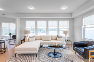 Interior Photo - The Waterfront at Harbors