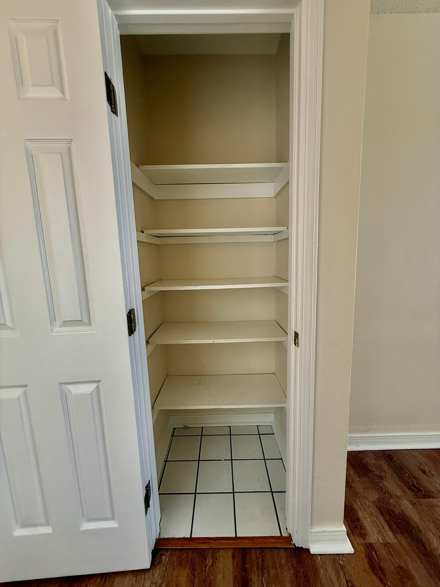 Building Photo - 129 Mead Ct