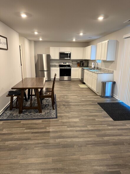 Building Photo - 3785 S Big Bear Trl