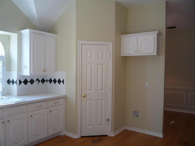 Building Photo - 1406 Oxford Dr