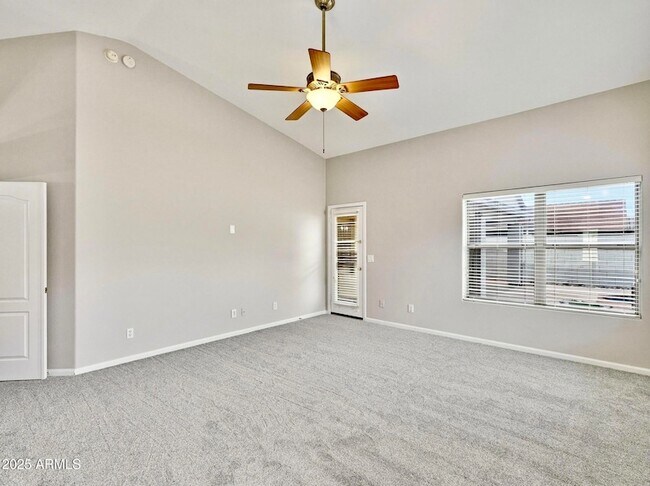 Building Photo - 9926 E Pantera Ave