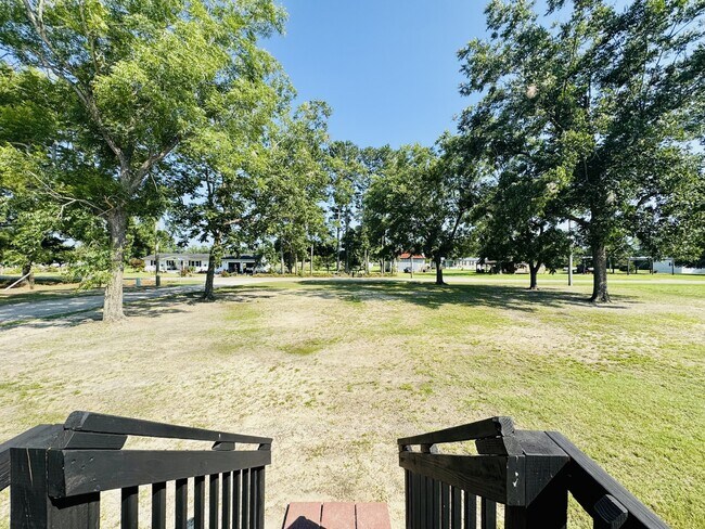 Building Photo - 3753 Valley Forge Rd