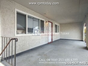 Building Photo - 6104 Glen Mary Ln SE