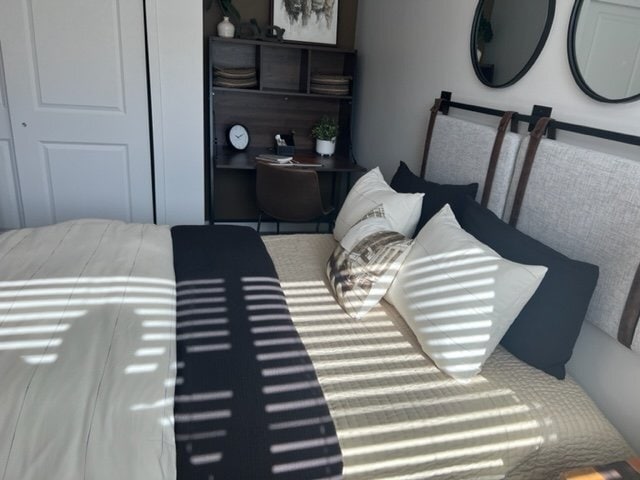 Building Photo - 2108 N Chianti St