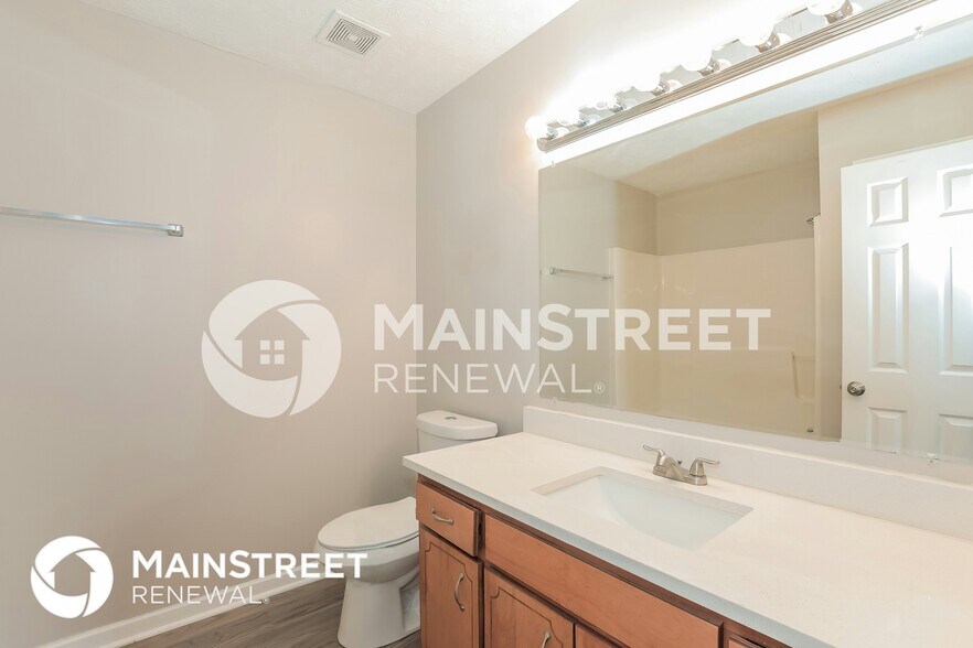 Building Photo - 6538 River Hill Dr