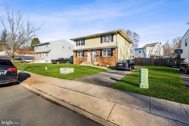 Building Photo - 144 New Cedar Ln