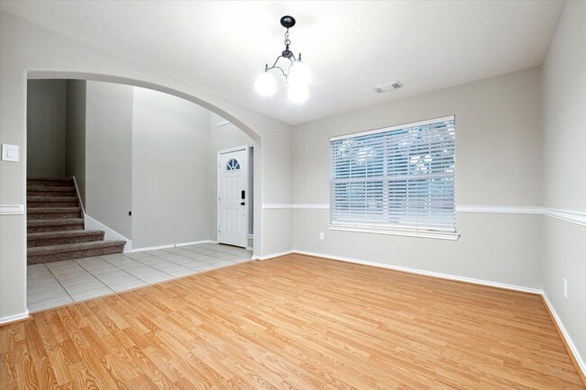 Building Photo - 24423 Pepperrell Pl St
