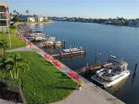 Building Photo - 3200 Gulf Shore Blvd N
