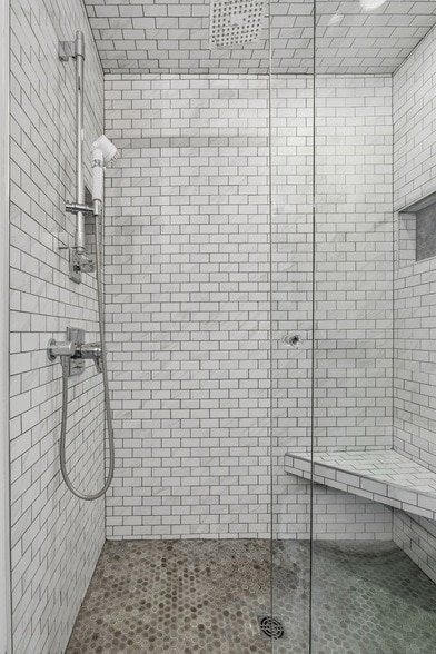 Building Photo - 219 Fairmont Ct