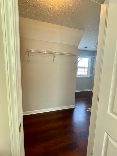 Building Photo - 8043 Clearview Cir