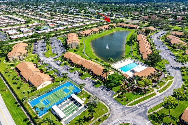 Building Photo - 826 Sky Pine Way