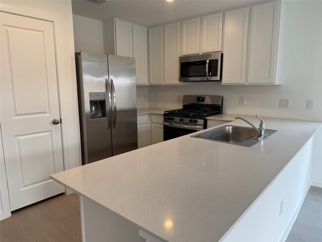 Building Photo - 2606 American Ruby Dr