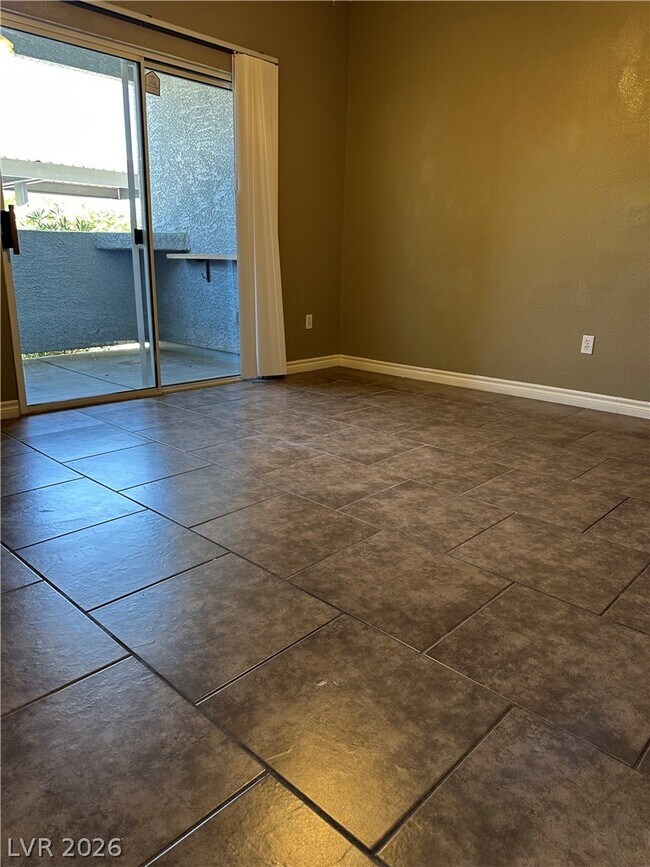 Building Photo - 6955 N Durango Dr