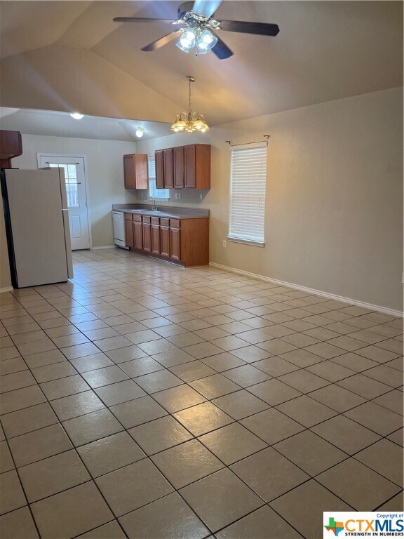 Building Photo - 1031 Helen Dr