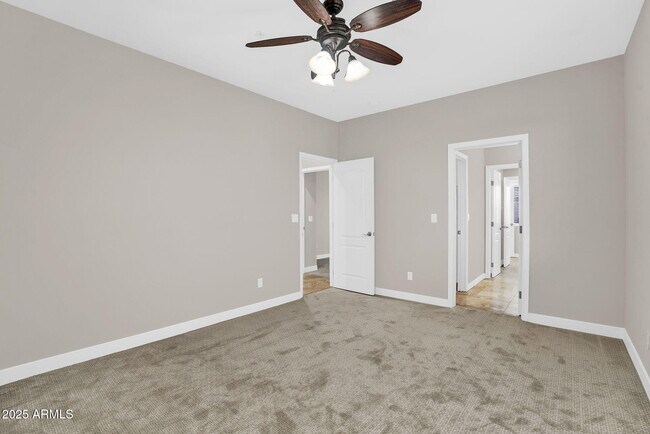 Building Photo - 1414 W Coral Reef Dr