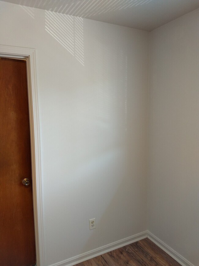 Building Photo - 4801 Saddlebrook Ln