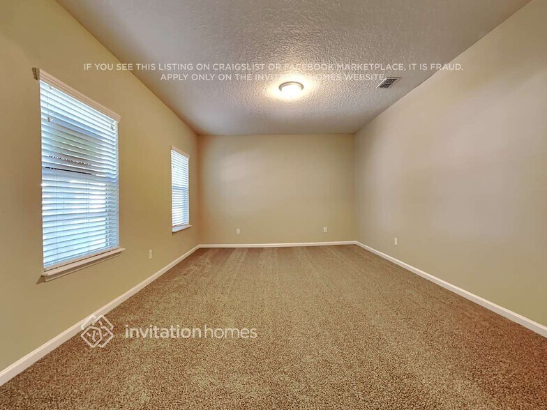 Building Photo - 517 Southwood Way