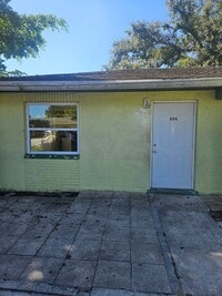 Building Photo - 3/2 DUPLEX