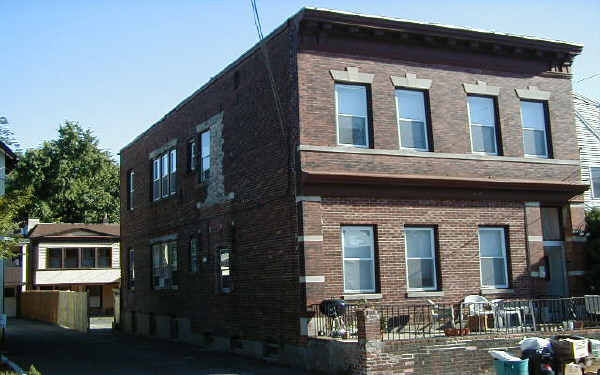 Primary Photo - 93 Bay St