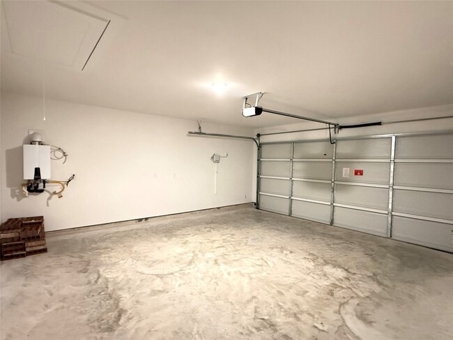 Building Photo - 3339 Silvery Bryum Dr