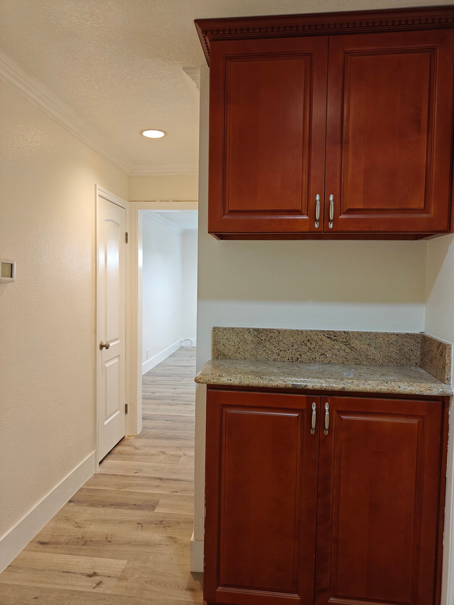 Building Photo - 15192 Tungwood St