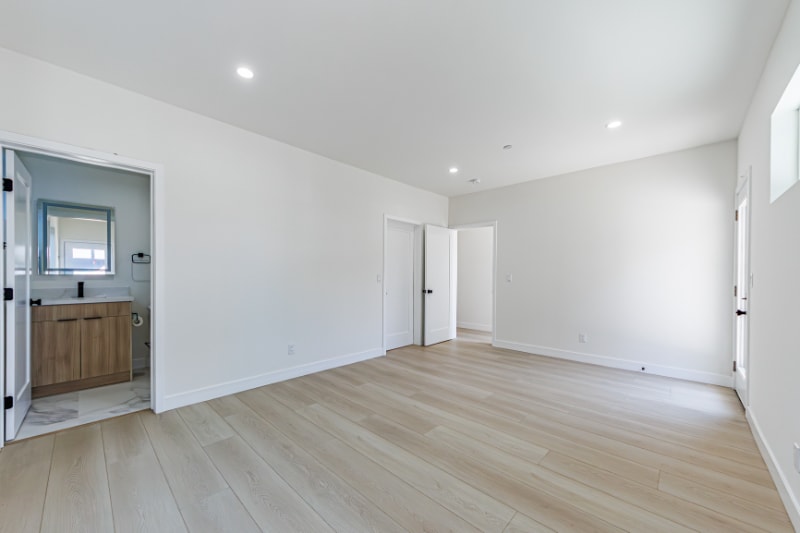 Building Photo - 1332 Tamarind Ave