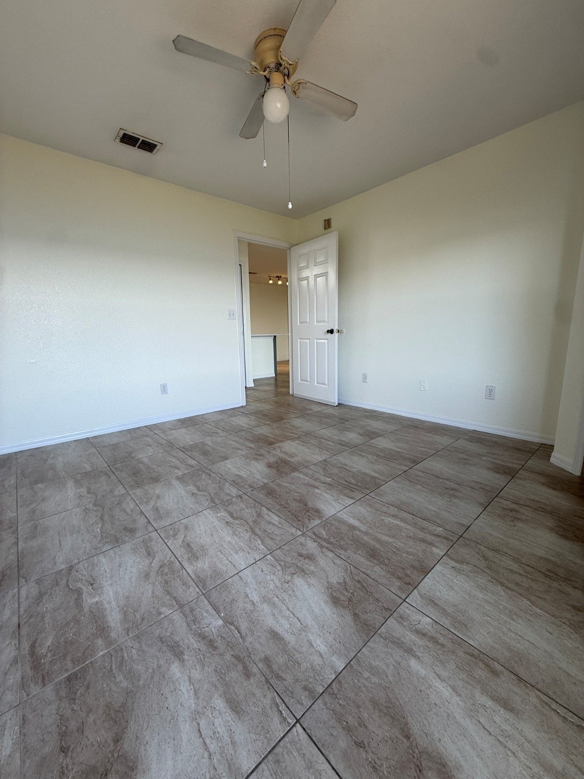 Building Photo - 7630 Pissarro Dr