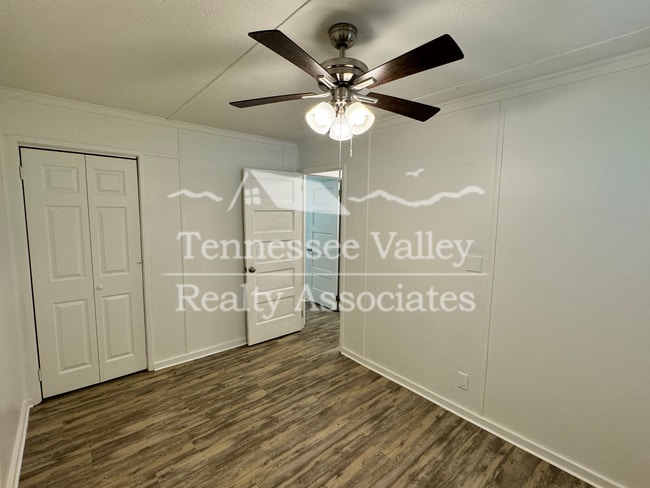 Building Photo - 720-722 W. Outer Dr.