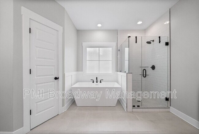 Building Photo - 181 Sherlock Dr