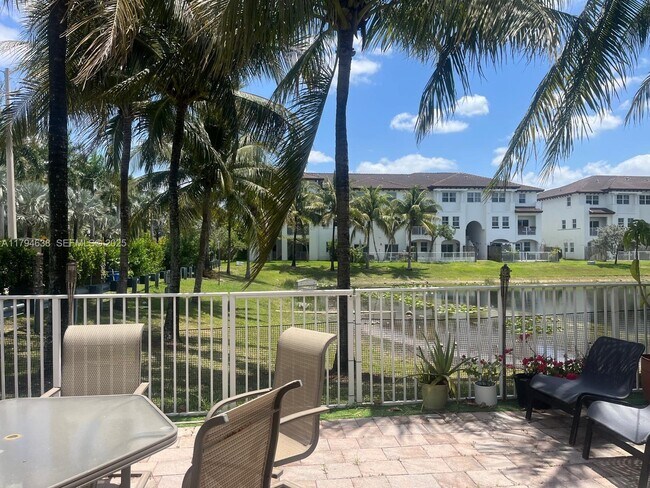 Building Photo - 8985 NW 98th Ave