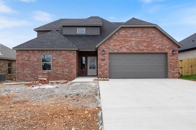 Primary Photo - 7005 SW High Meadow Blvd