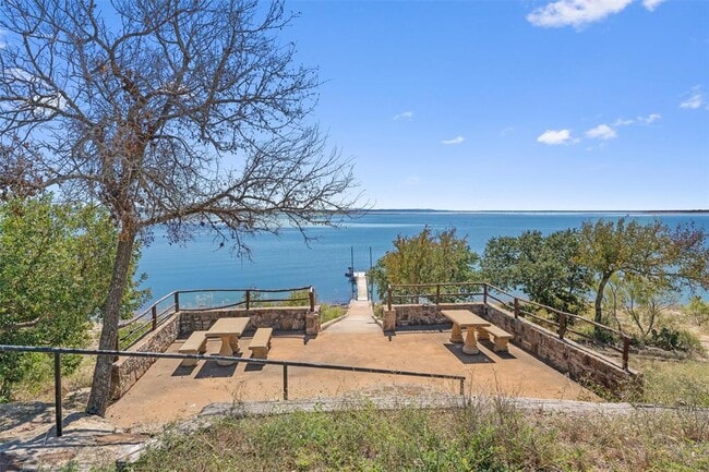 Building Photo - 235 Chestnut Crossing