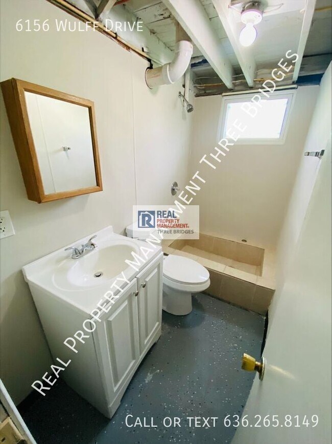 Building Photo - 6156 Wulff Dr