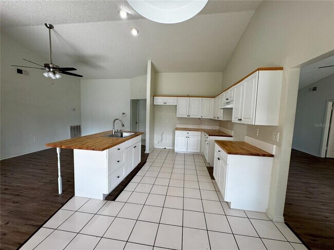 Building Photo - 2378 Comerwood Dr