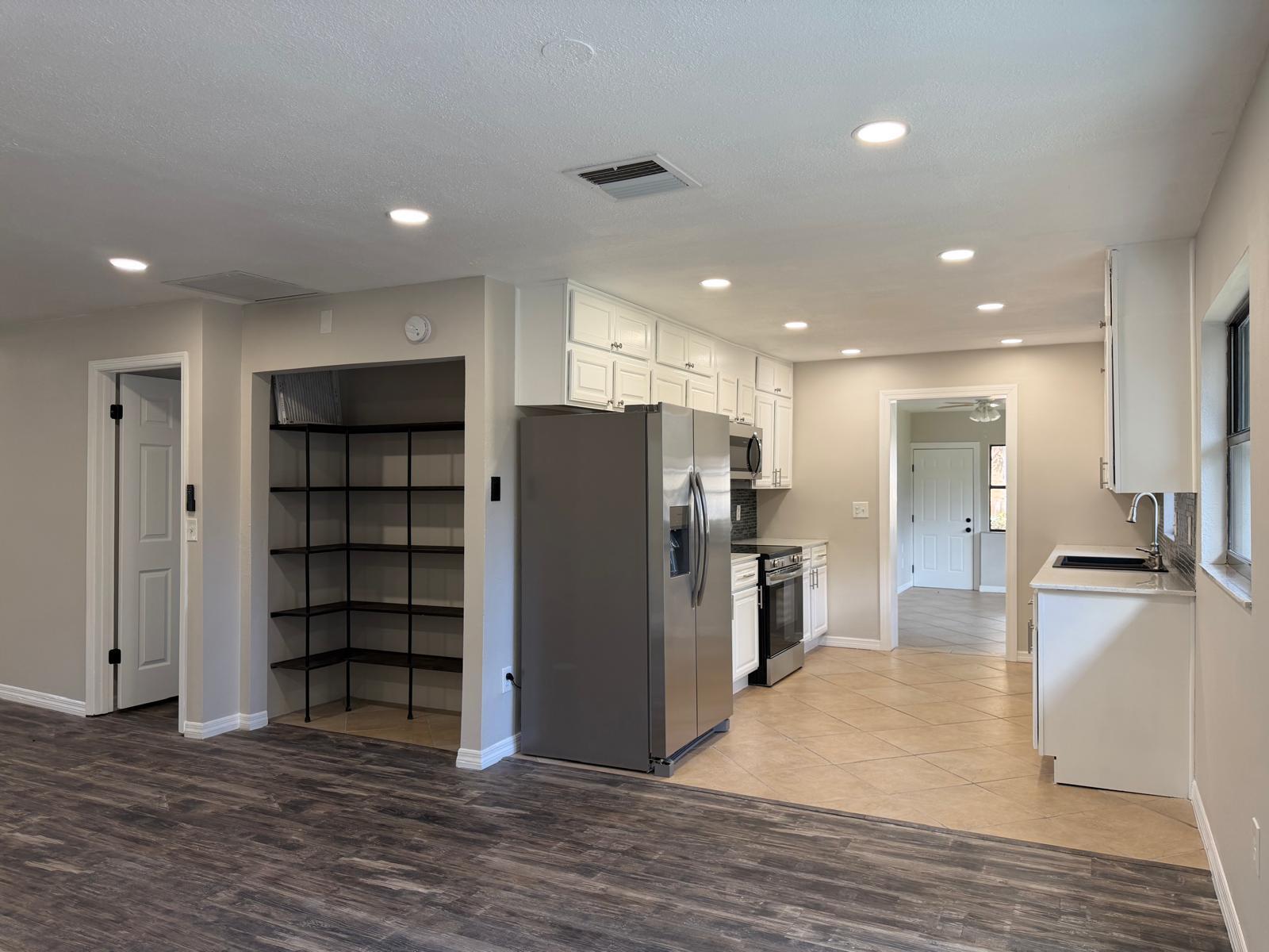 Building Photo - 575 Lake McCoy Dr